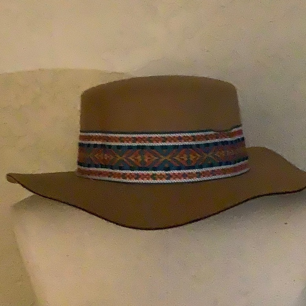 NWT BP Tan felt Hat